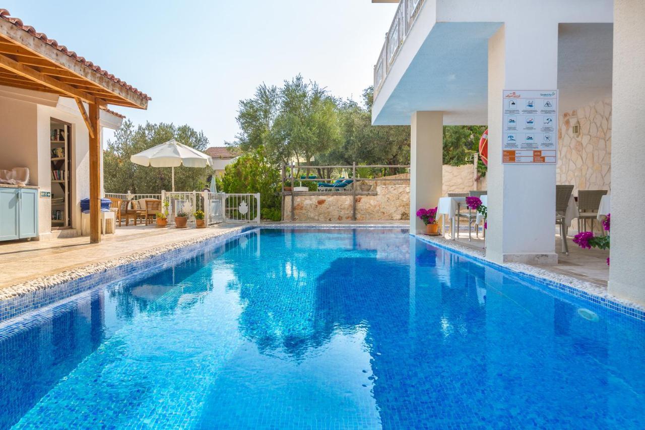 Hotel Oasis (adults Only)