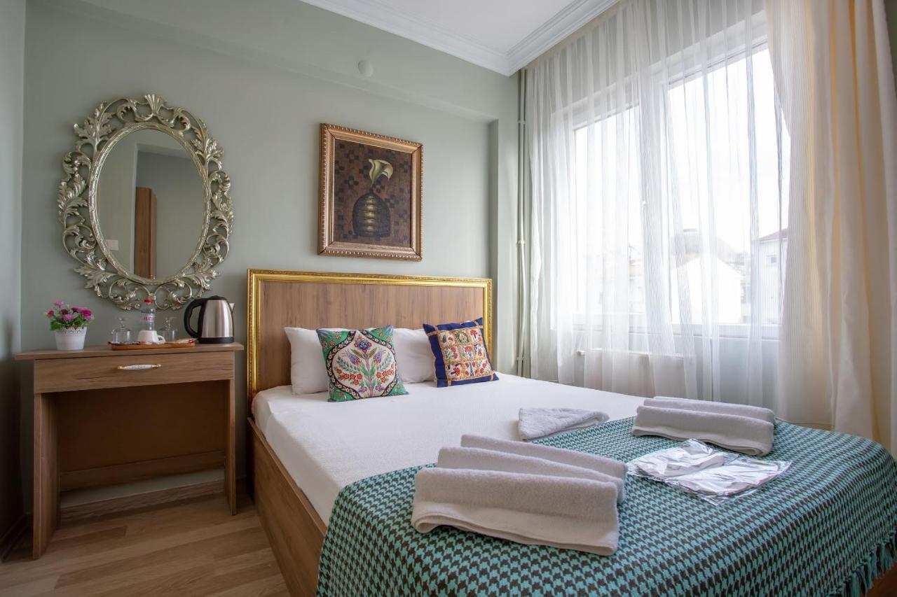 Sofia Corner Aparthotel 3*