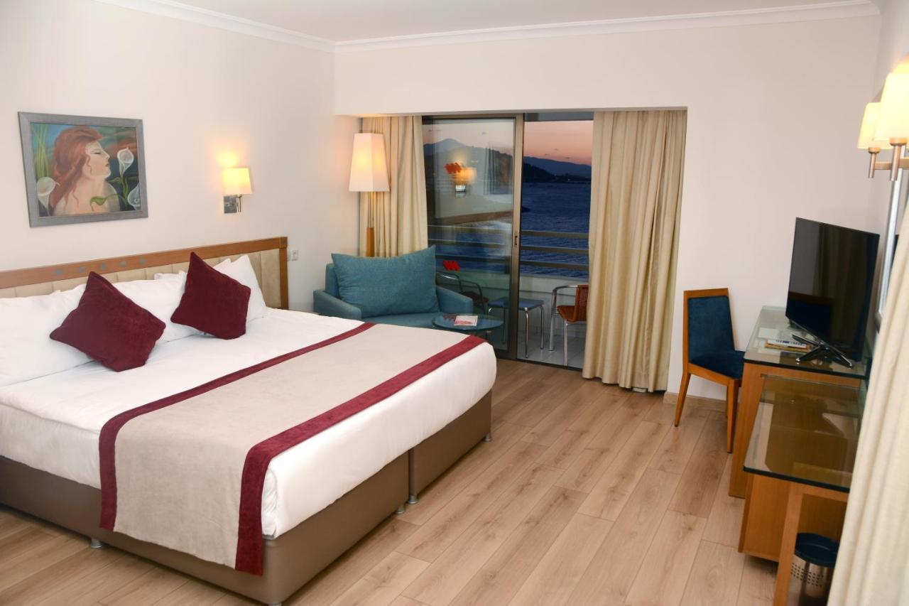Korumar Deluxe Kusadasi