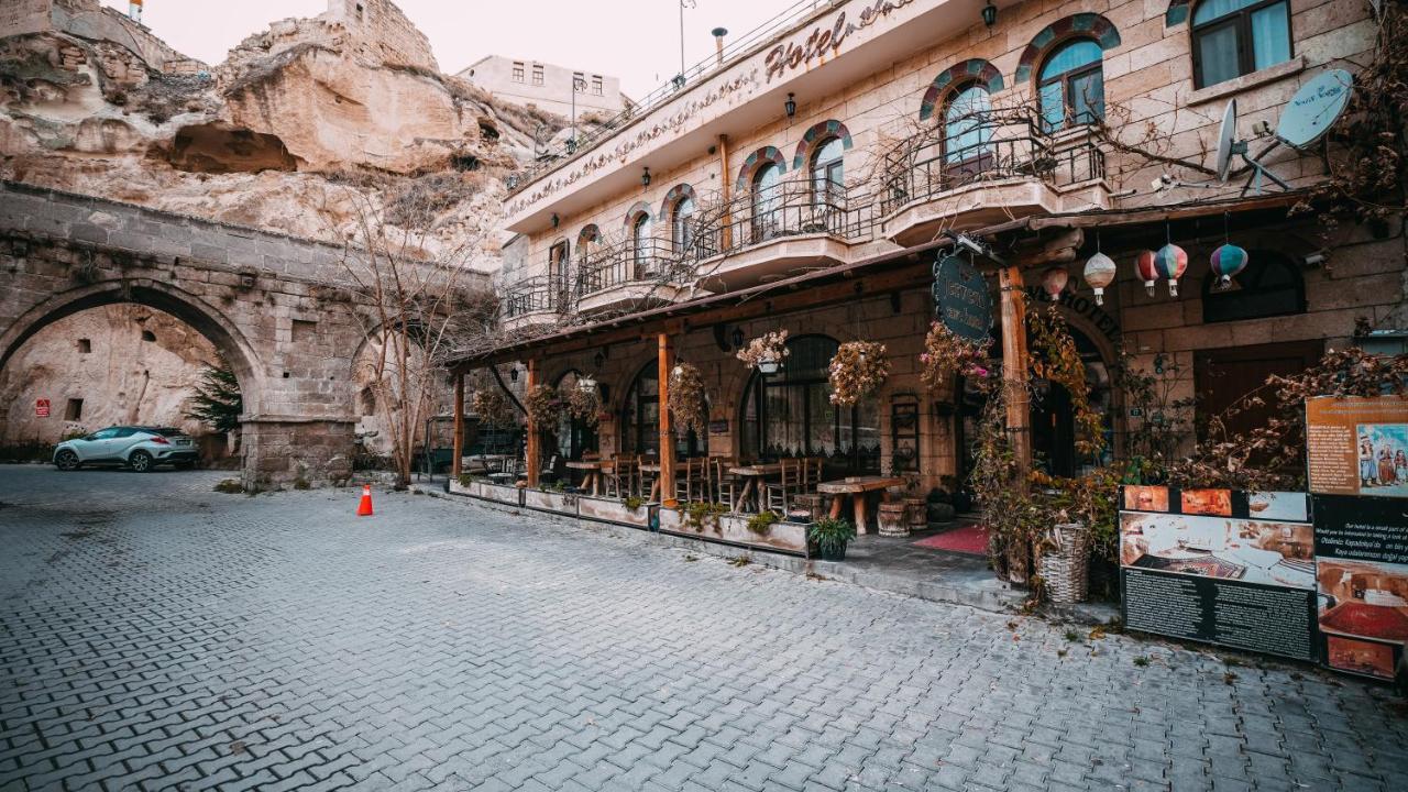 Hotel Jerveni Cave 2*
