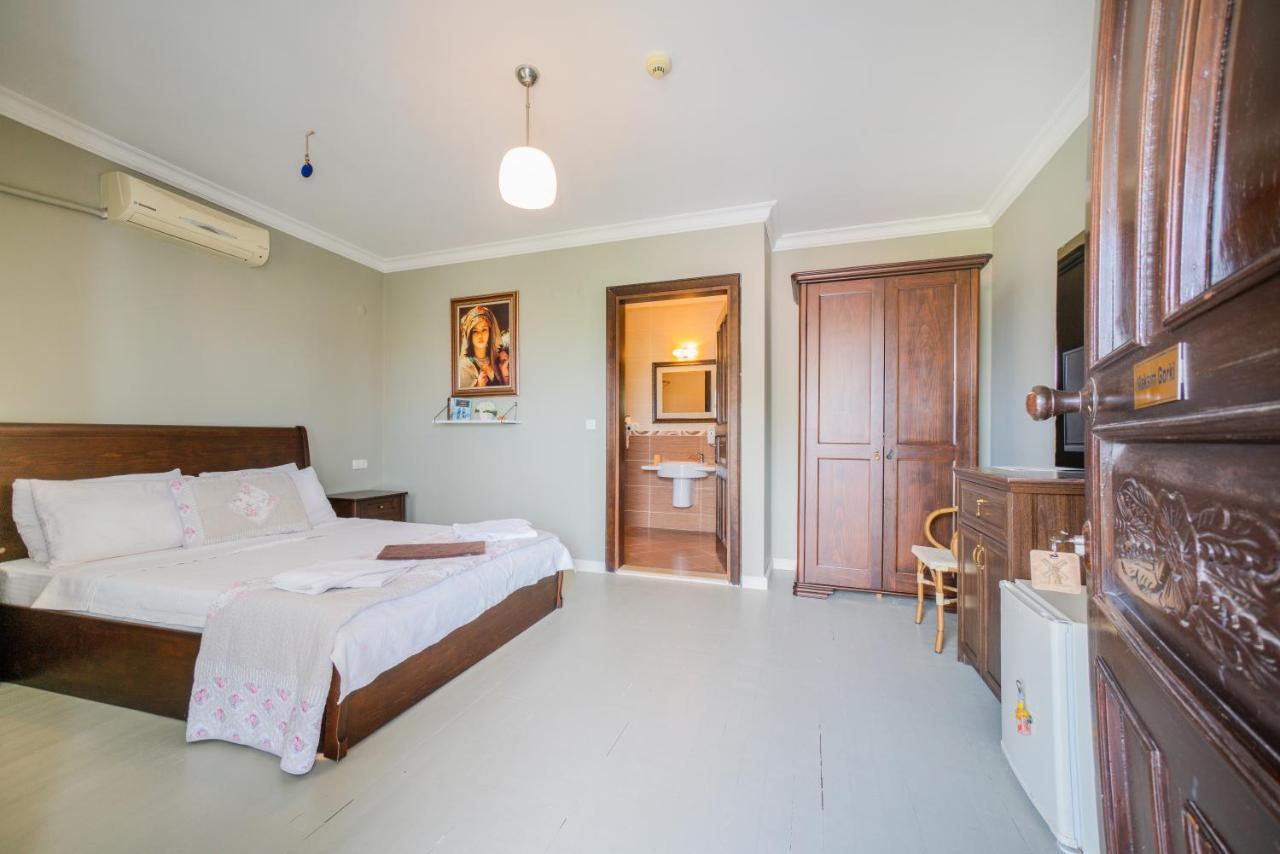 Hotel Nobela 2*