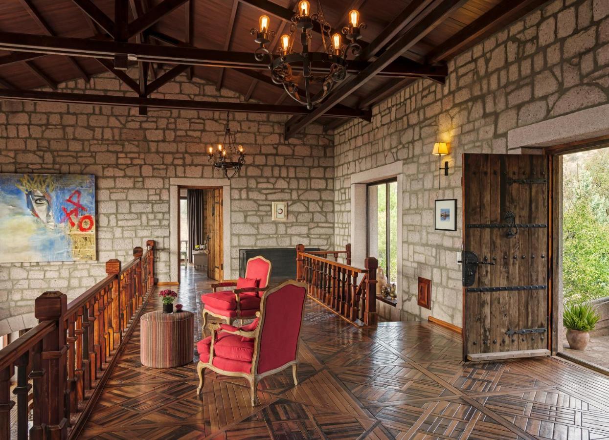 Hotel Simurg