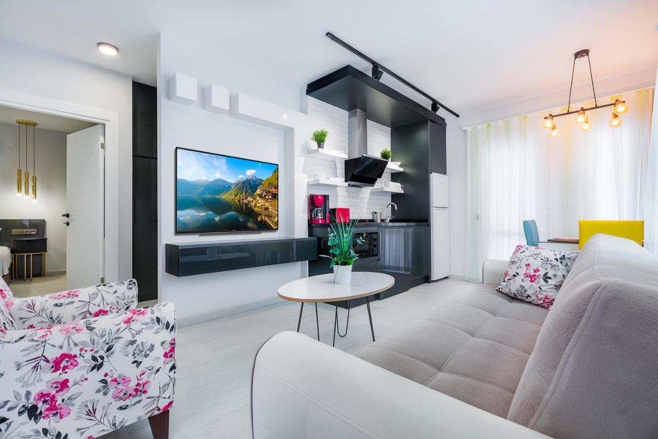 Twin Apart Aparthotel 3*