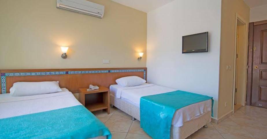Hotel (adults Only)