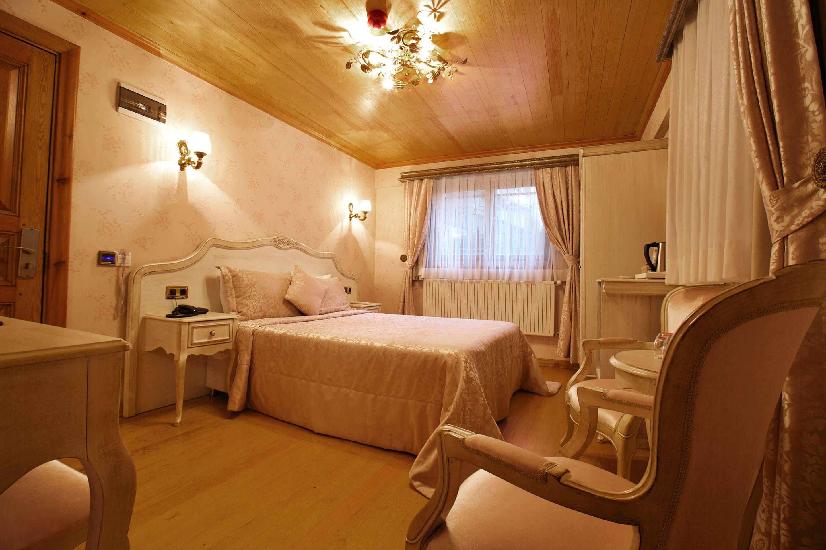 Ada Palas Buyukada Hotel