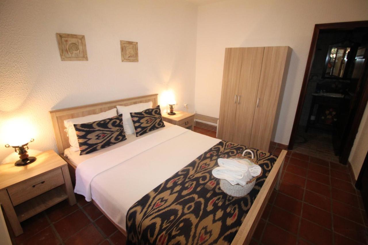 Bed & Breakfast Cosy Yalikavak