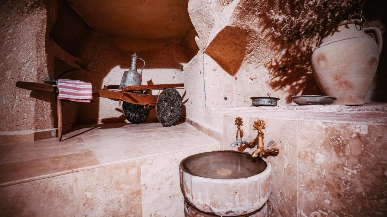 Jerveni Cave Hotel Mustafapasa