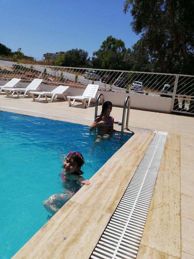 Cicek Aparthotel