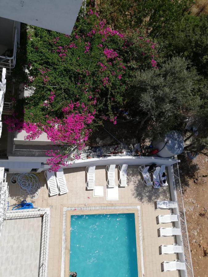 Cicek Aparthotel