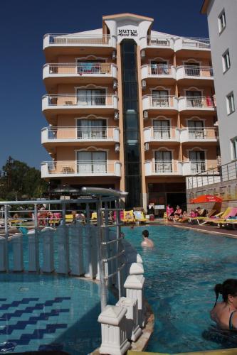 Mutlu Aparthotel