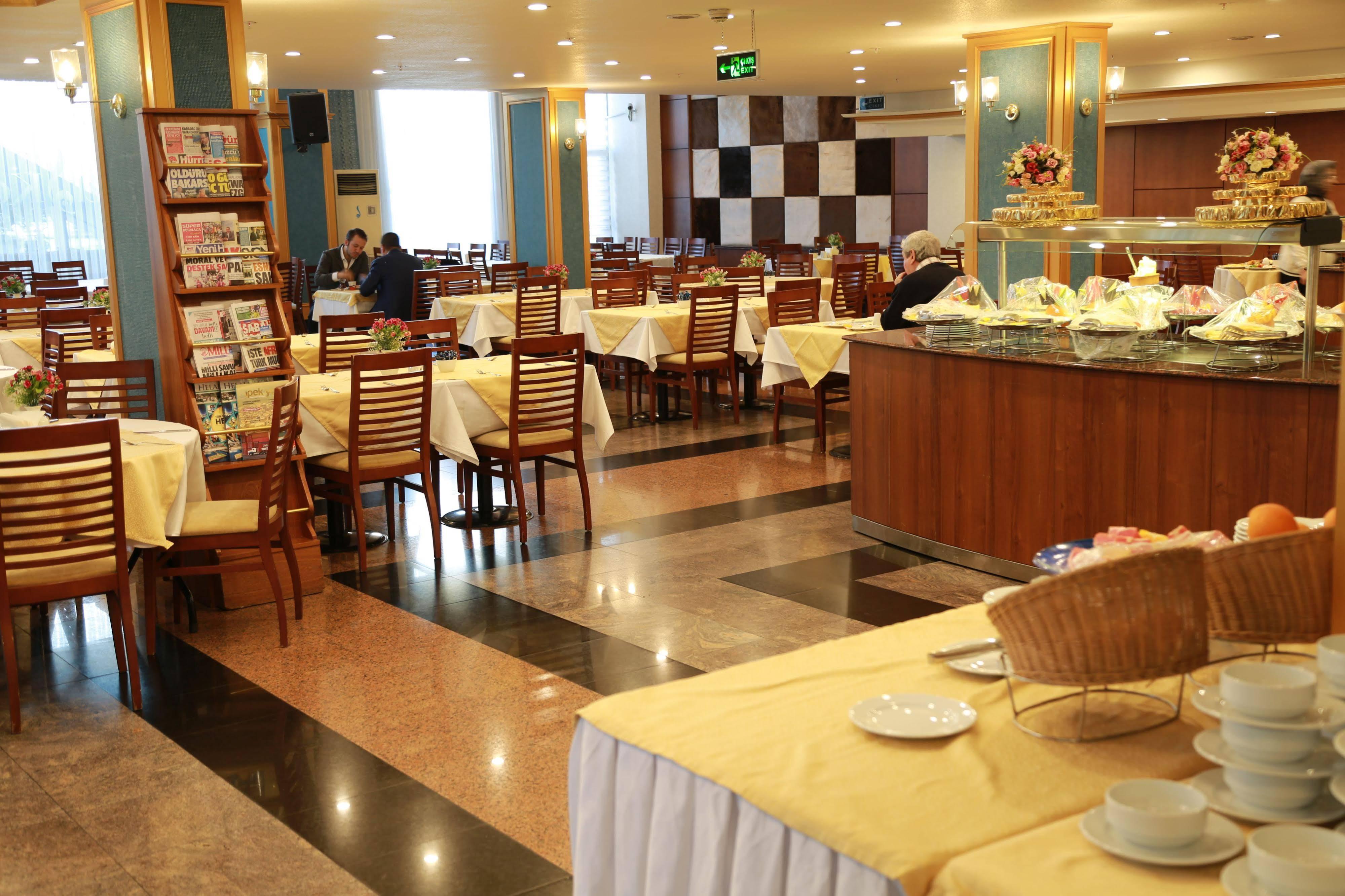 Bera Hotel 4*