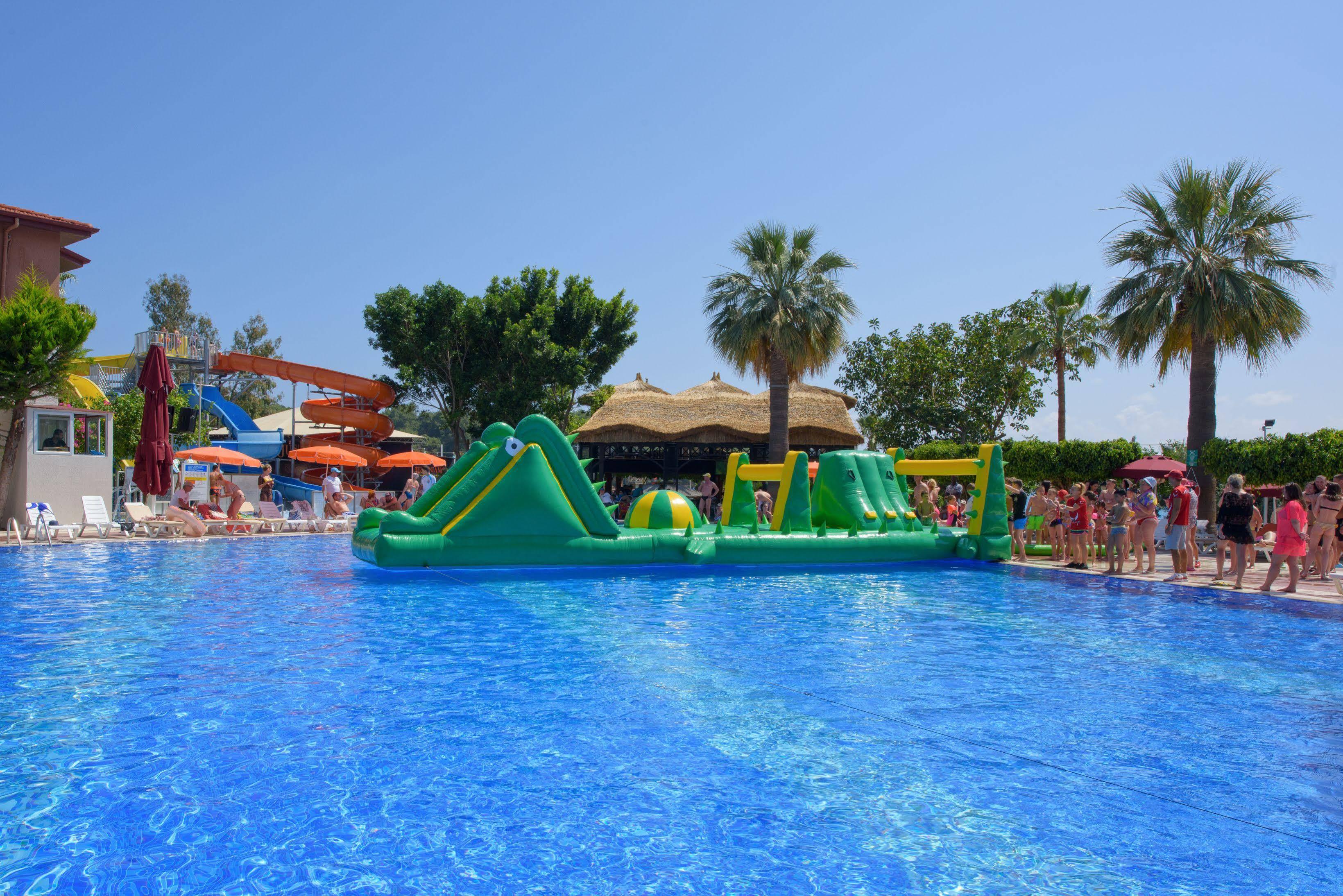Justiniano Club 4*