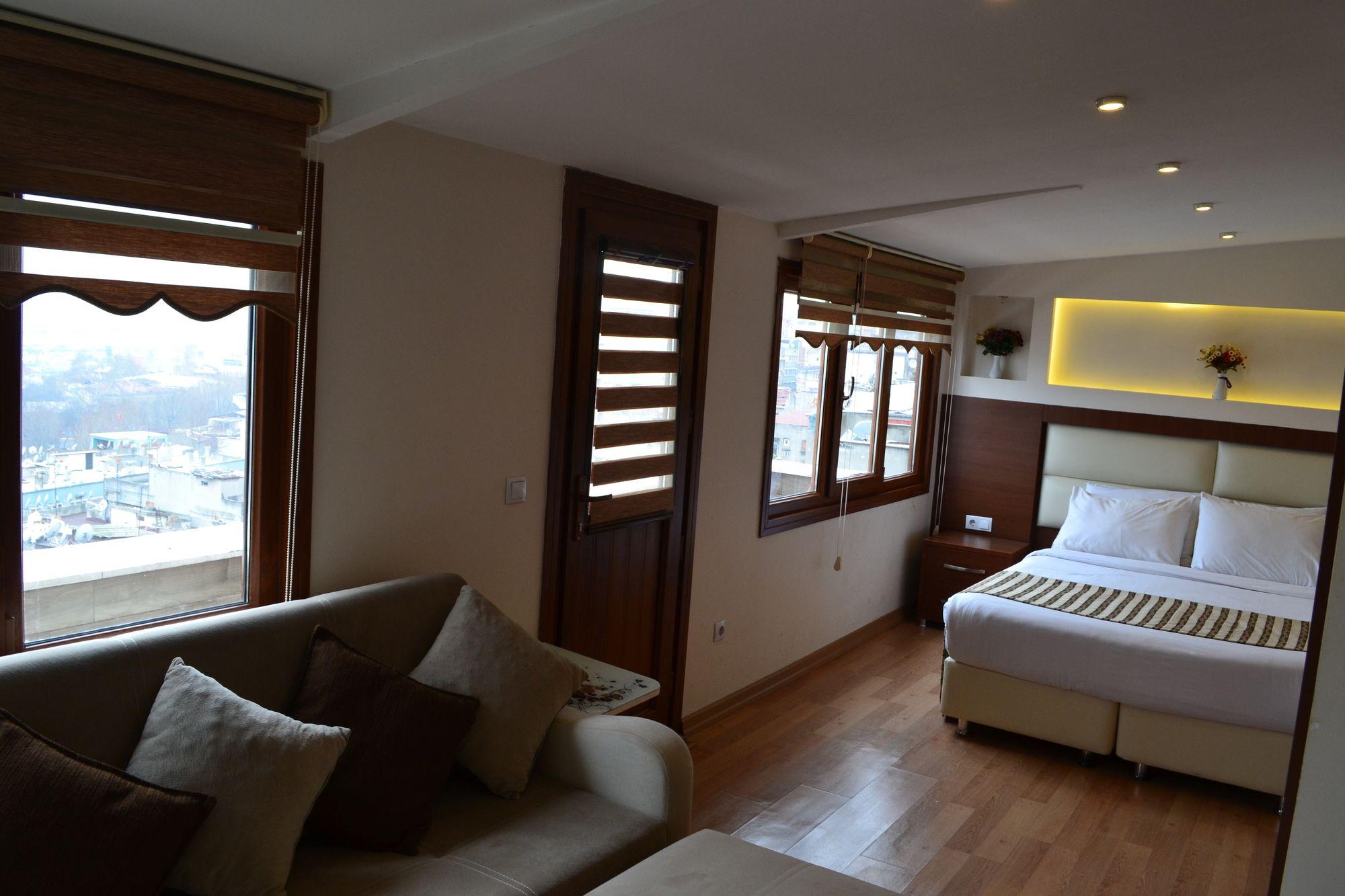 Hotel Seven Days - 3*