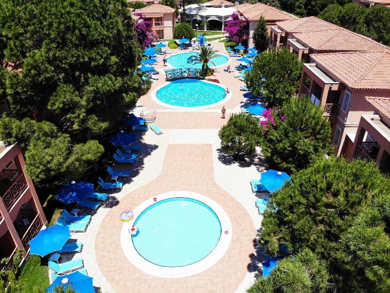 Kustur Club Village 5*