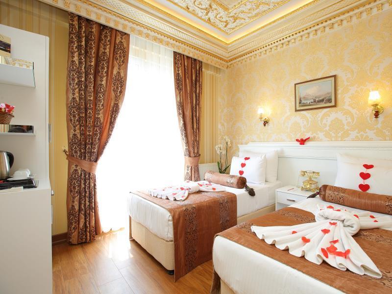 Golden Horn Hotel 4*