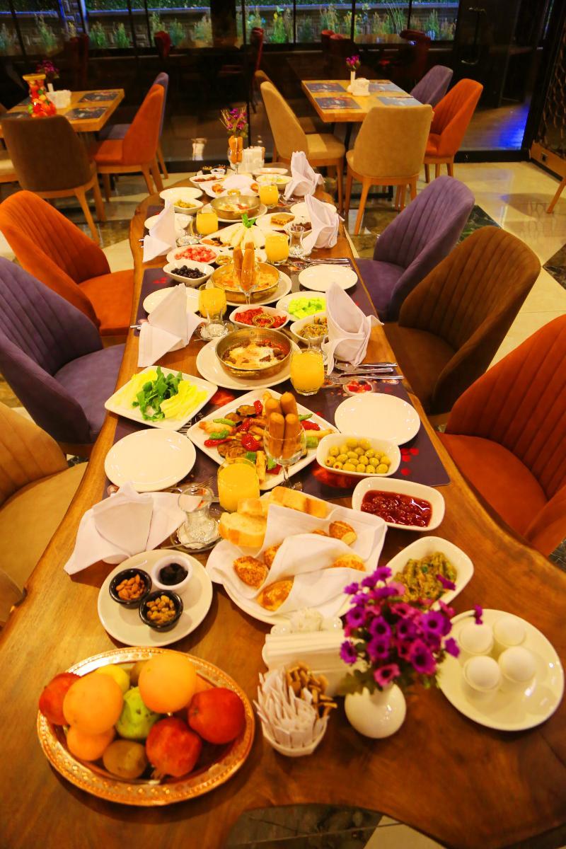New Garden Hotel 4*