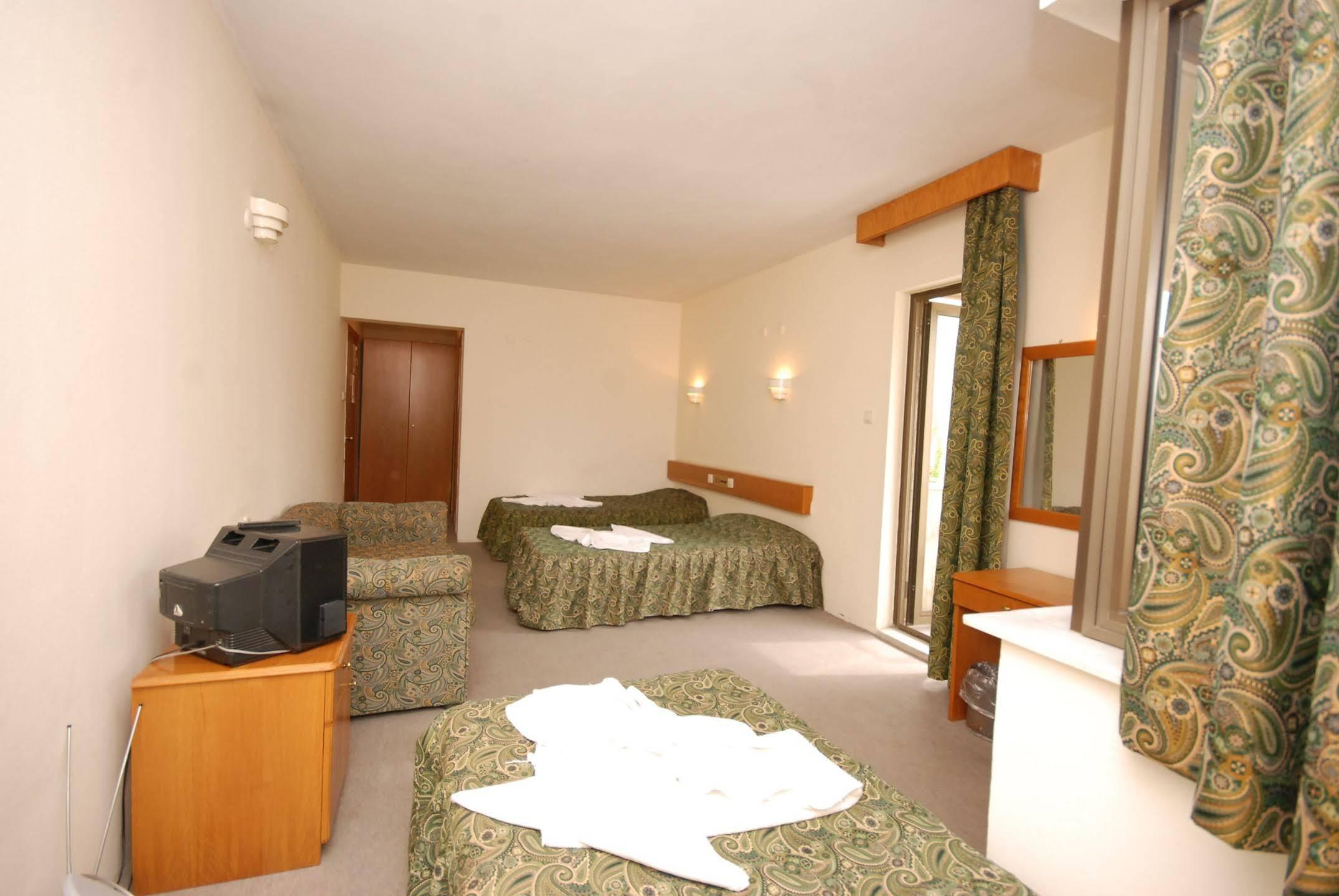 Hotel Dias