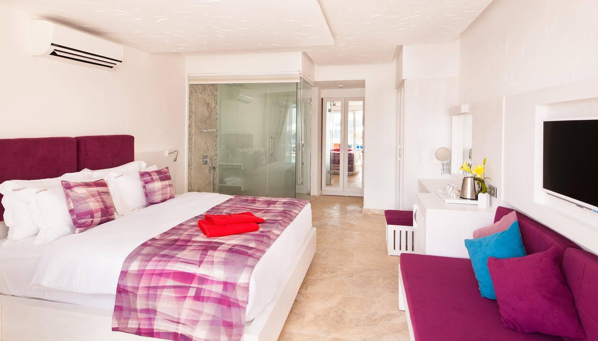 Asfiya Sea View Hotel 2*