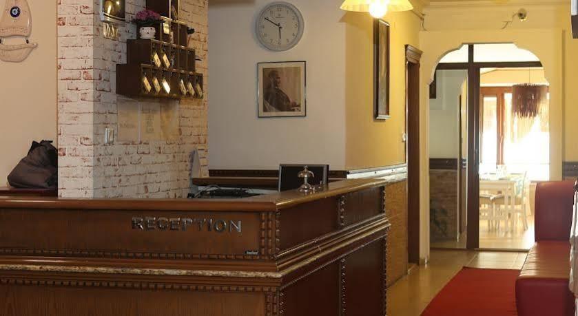 Pembe Kosk Hotel Edremit (Balikesir)