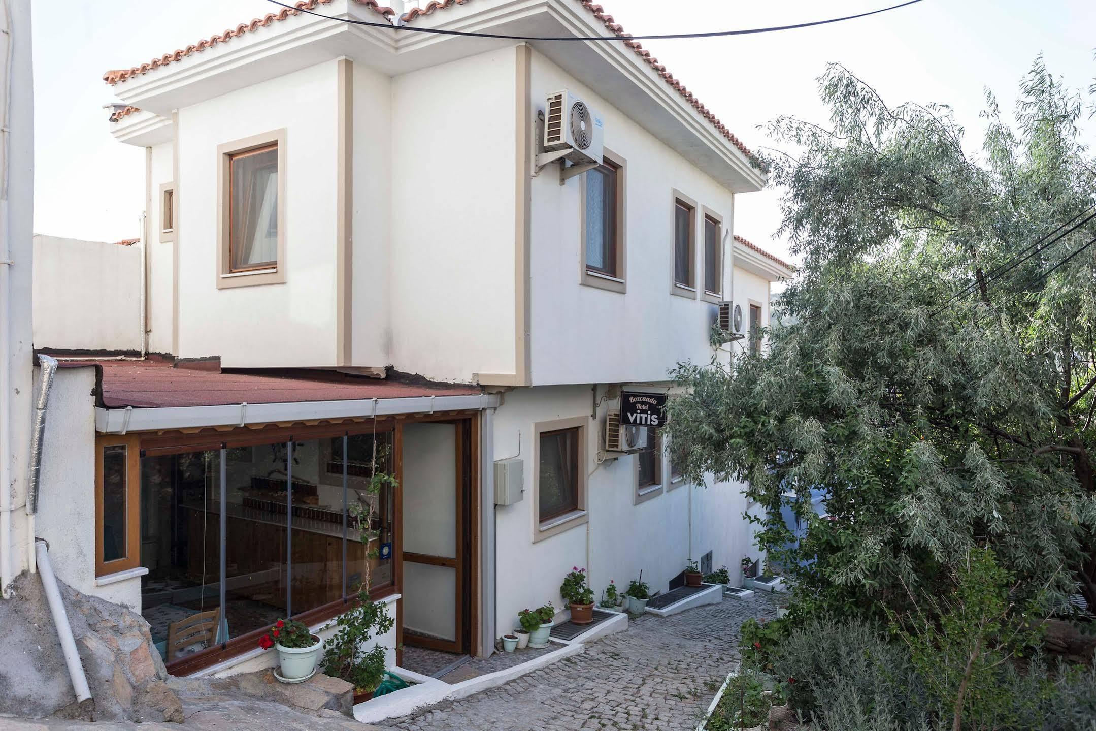 Vitis Hotel 3*
