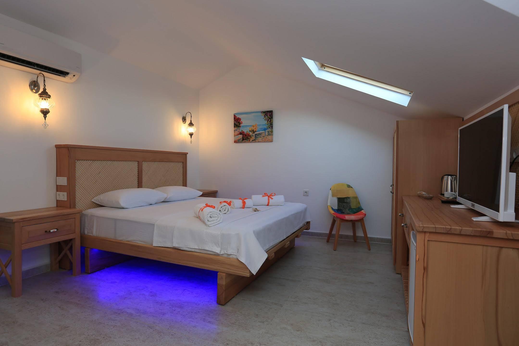 Savana Boutique Mesudiye (Datca)