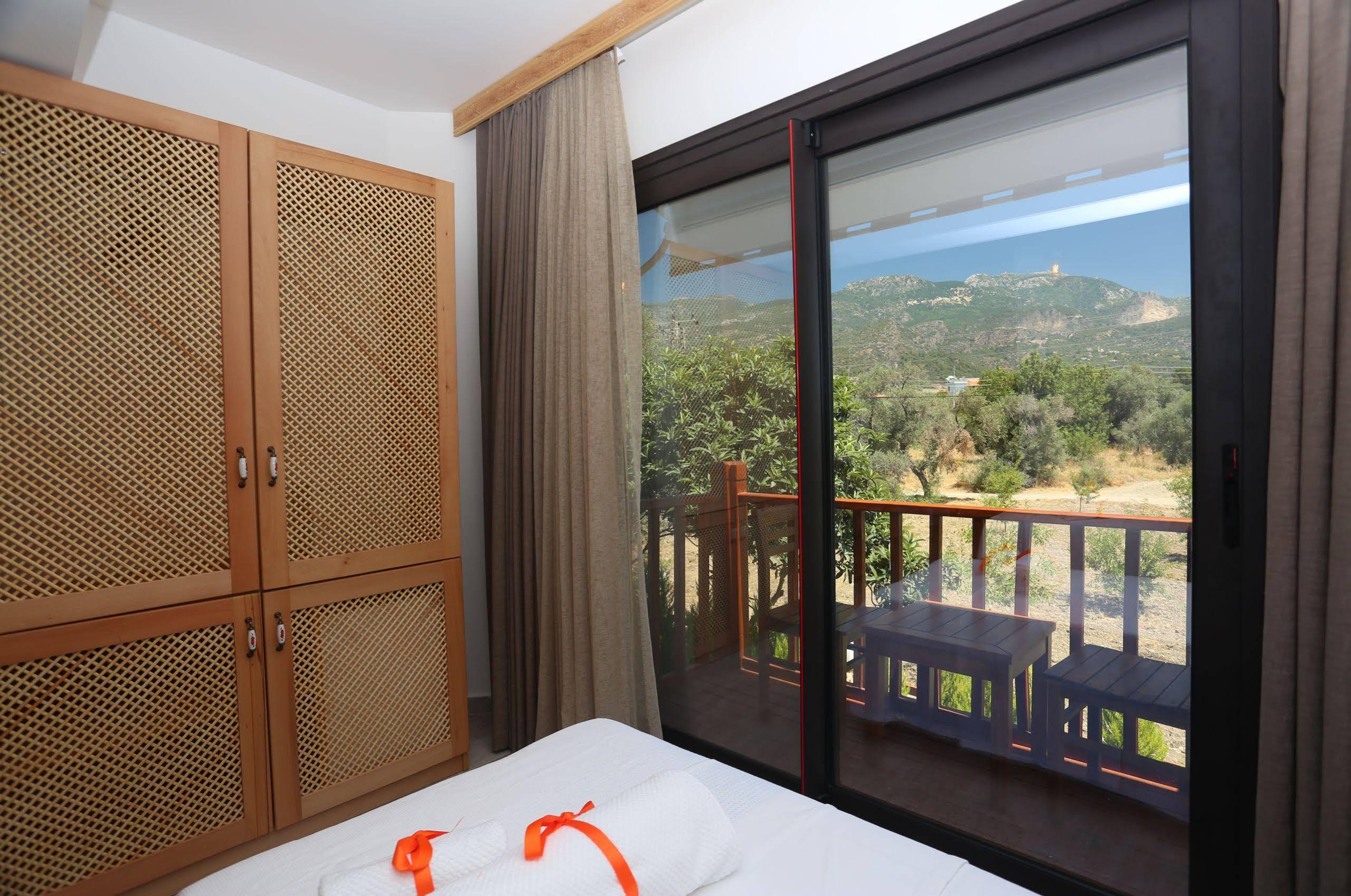 Savana Boutique Mesudiye (Datca)