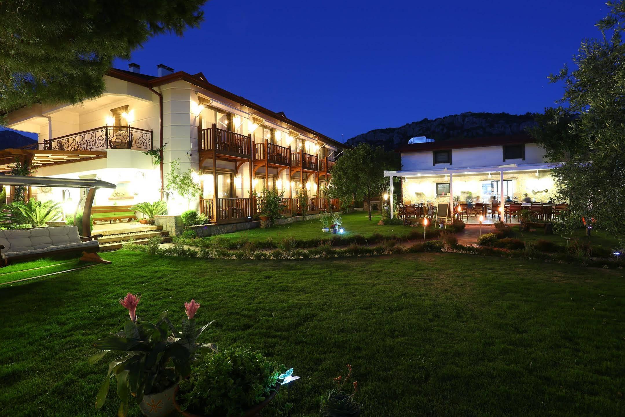Savana Boutique Mesudiye (Datca)
