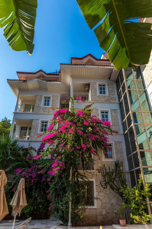Petunya Boutique Hotel 3*