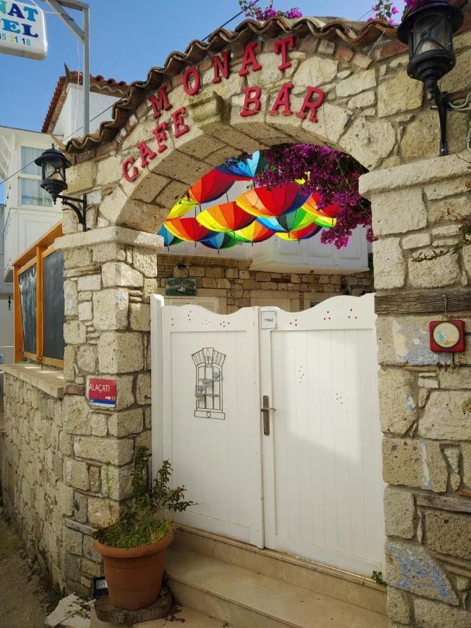 Monat Alacati
