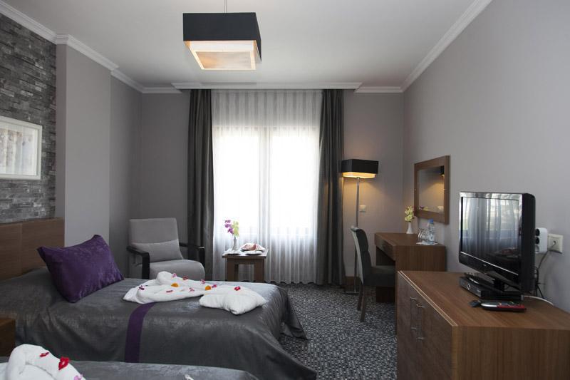 Vital Thermal & Hotel