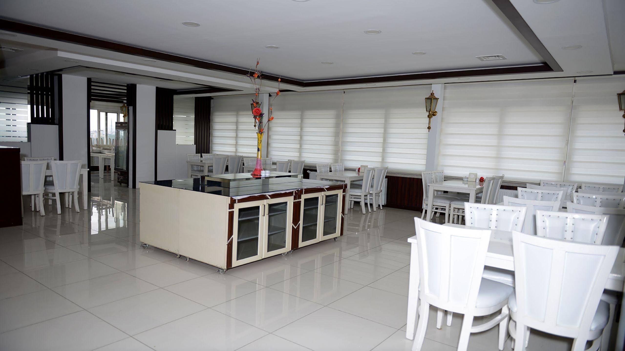 Kucuk Velic Hotel 3*