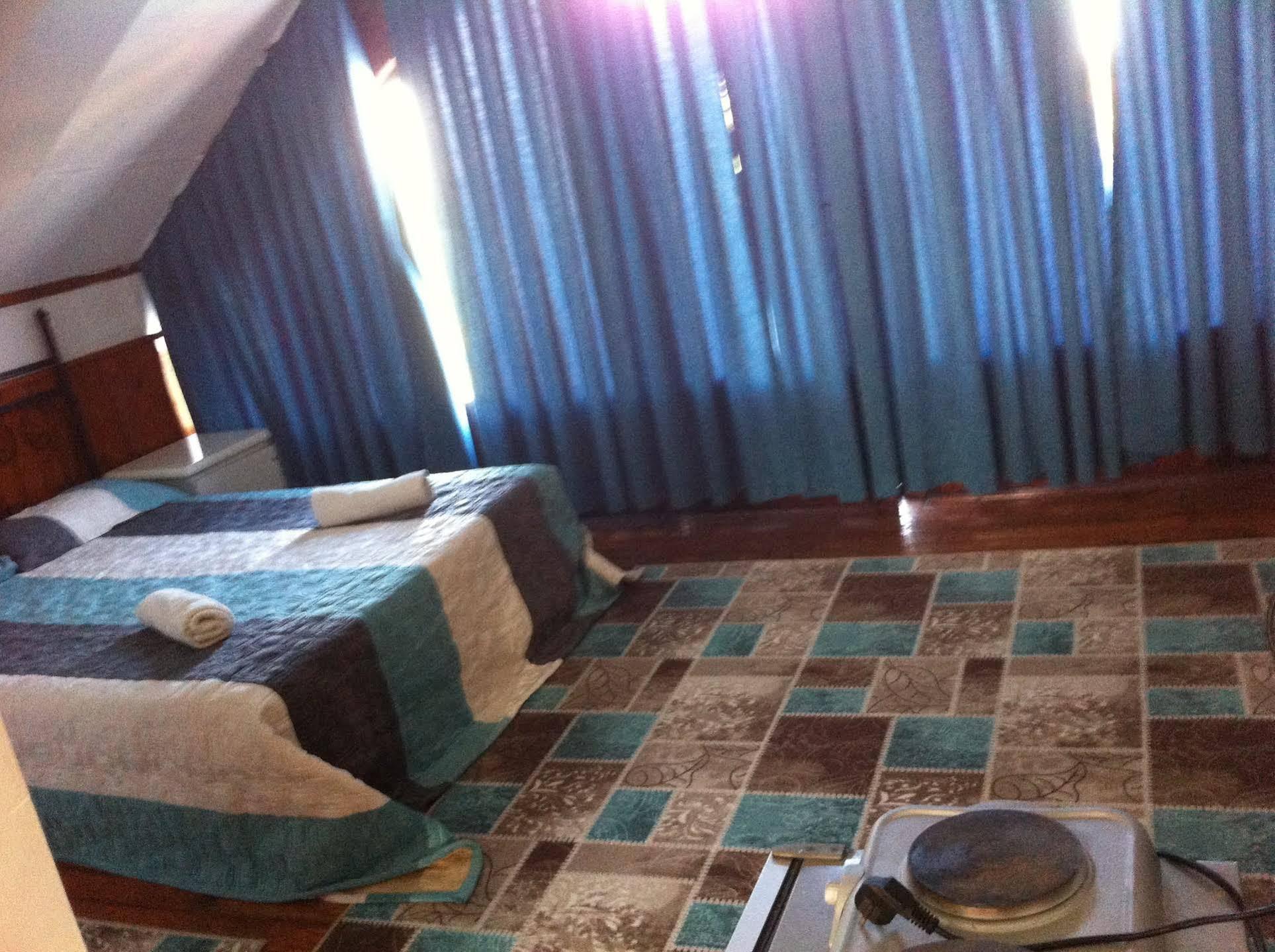 Neptun Hotel 3*