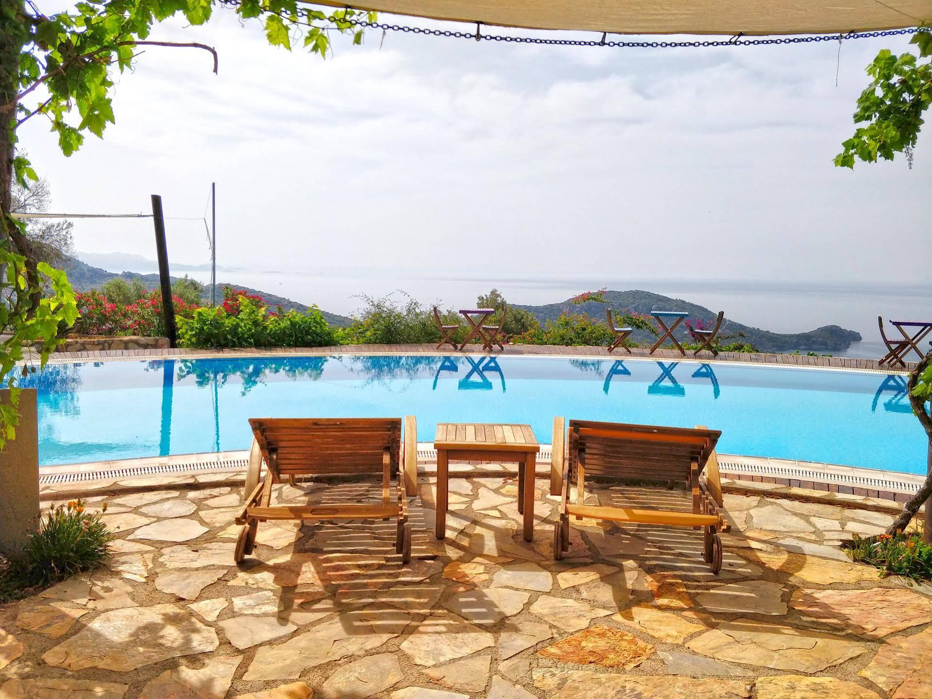 Zephyros 3* Mesudiye (Datca)