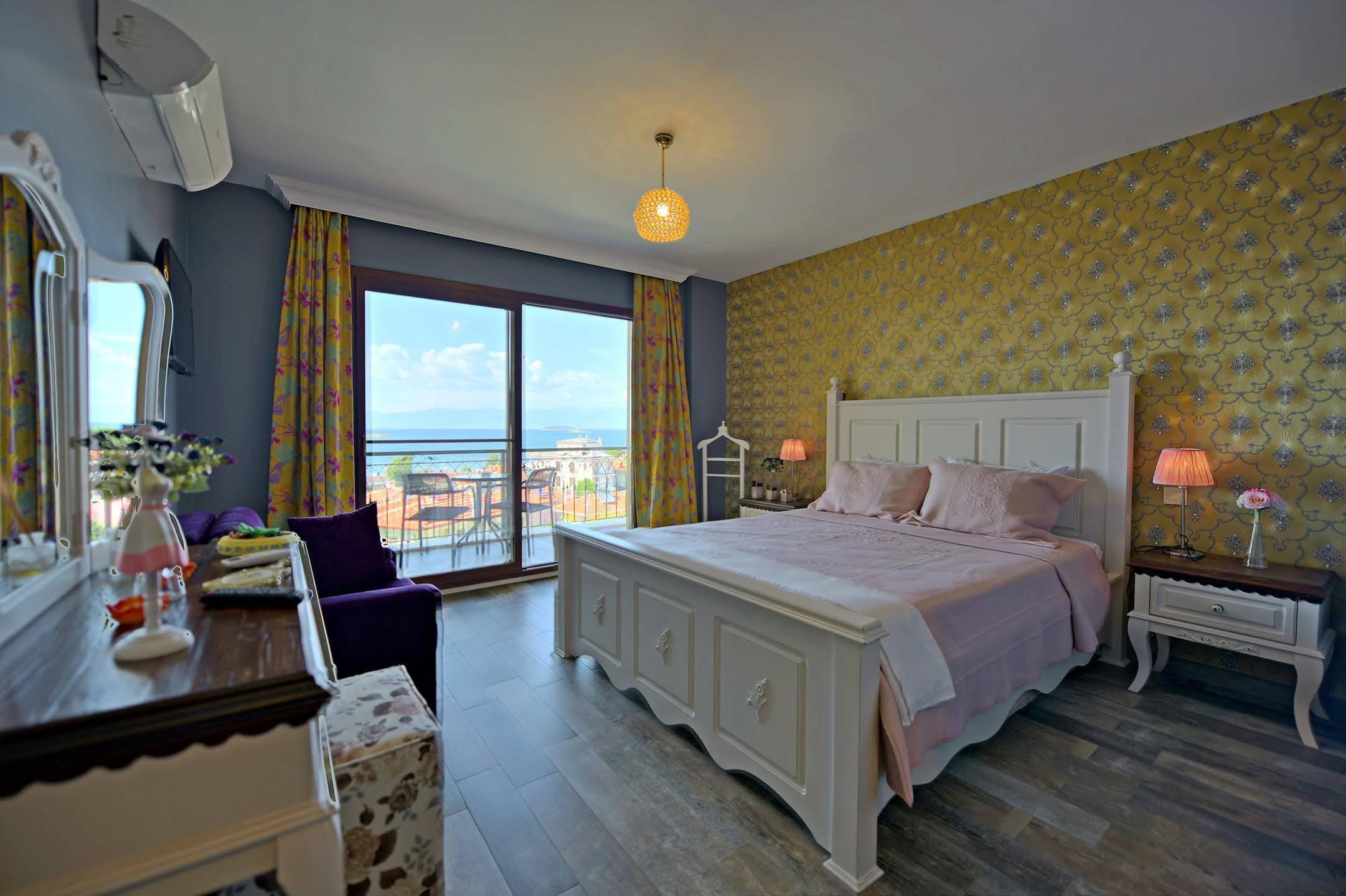 Niluefer Butik (adults Only) Ayvalik