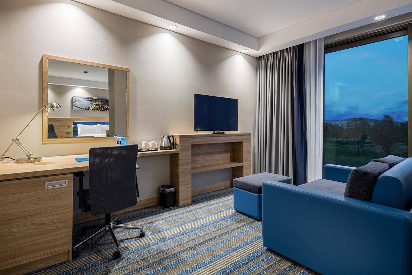 Hotel Hampton By Hilton Izmir Aliaga