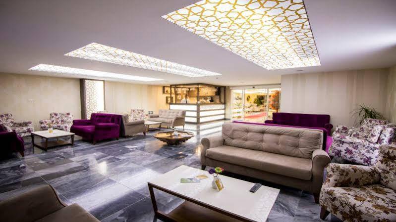 Business Hotel