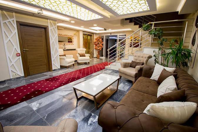 Hotel Business
