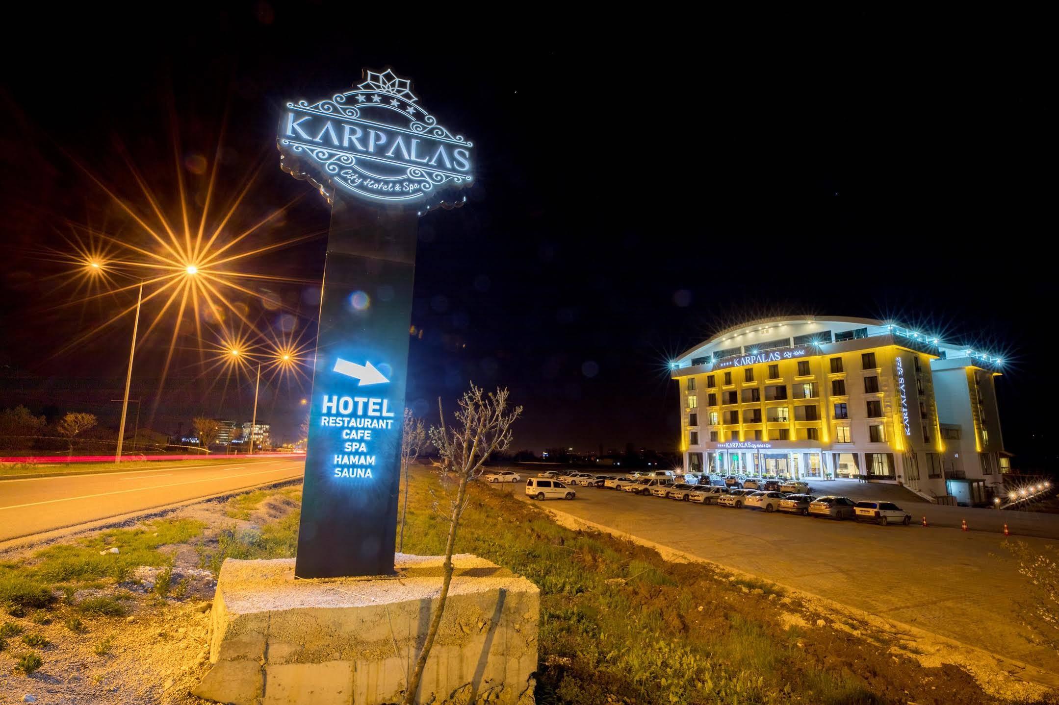 Hotel Karpalas &