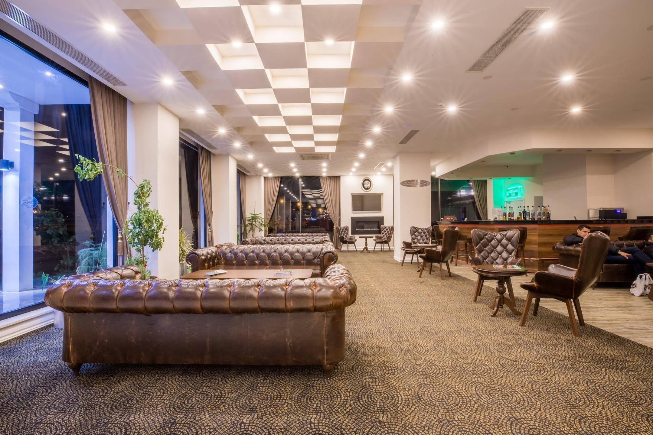 Hotel Karpalas & Bolu