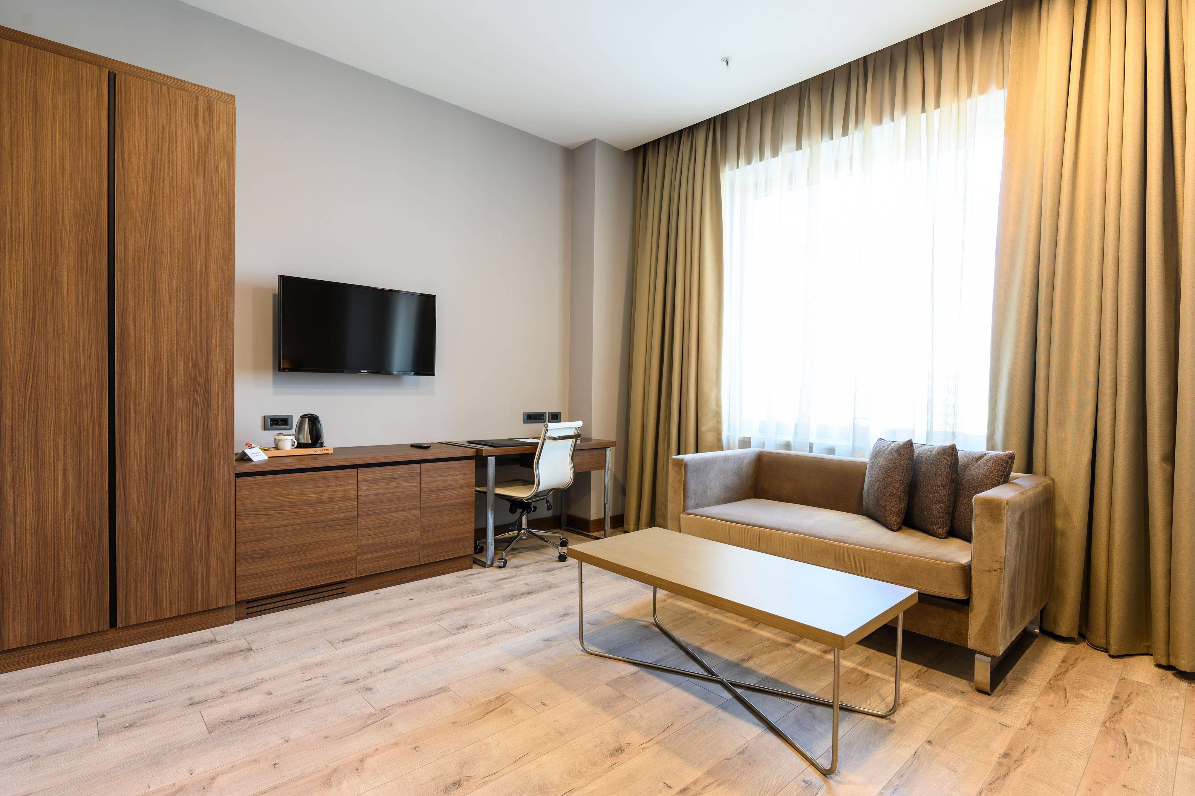 La Quinta By Wyndham Gunesli Istanbul