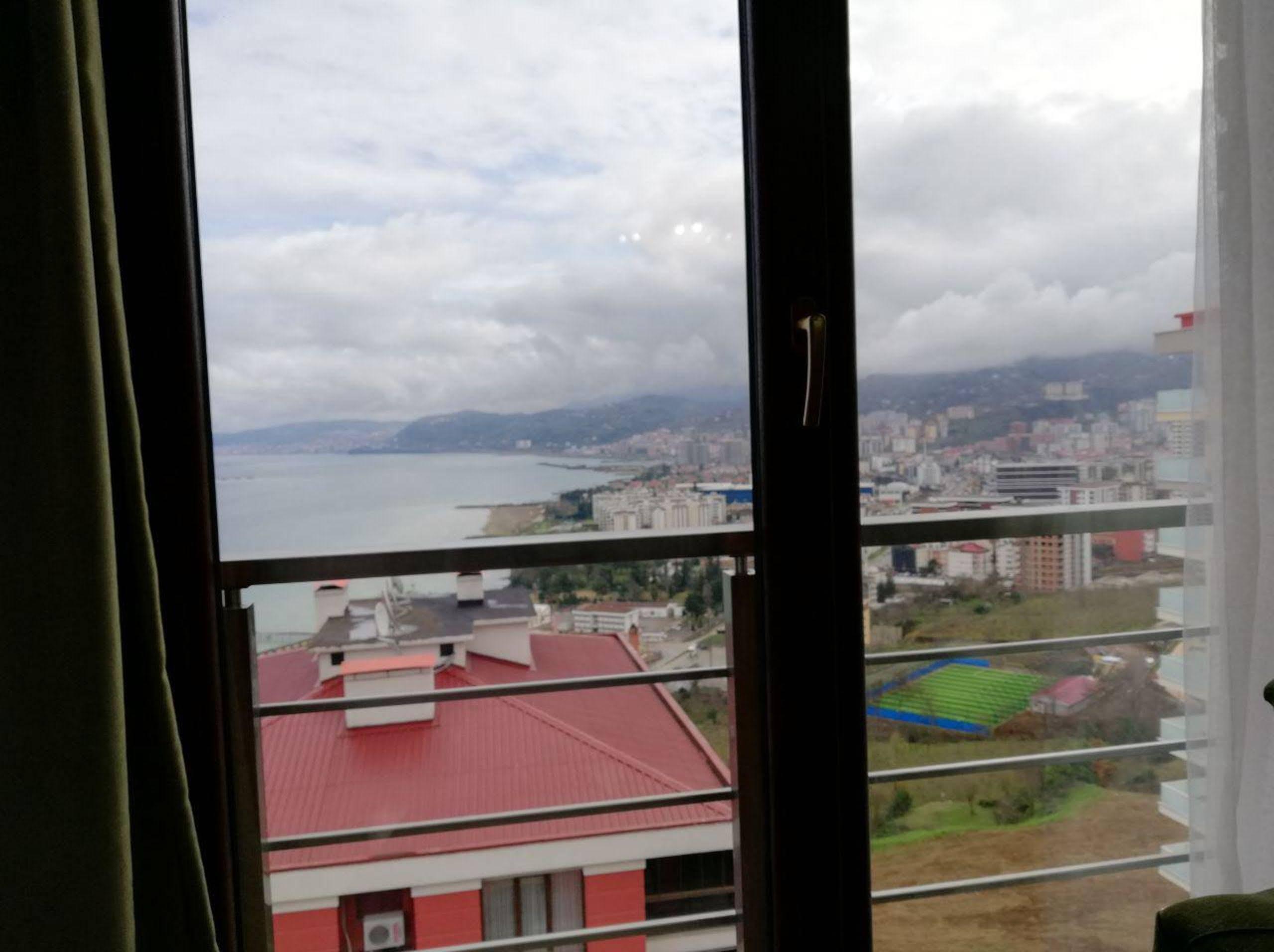 North Pearl Apartment *