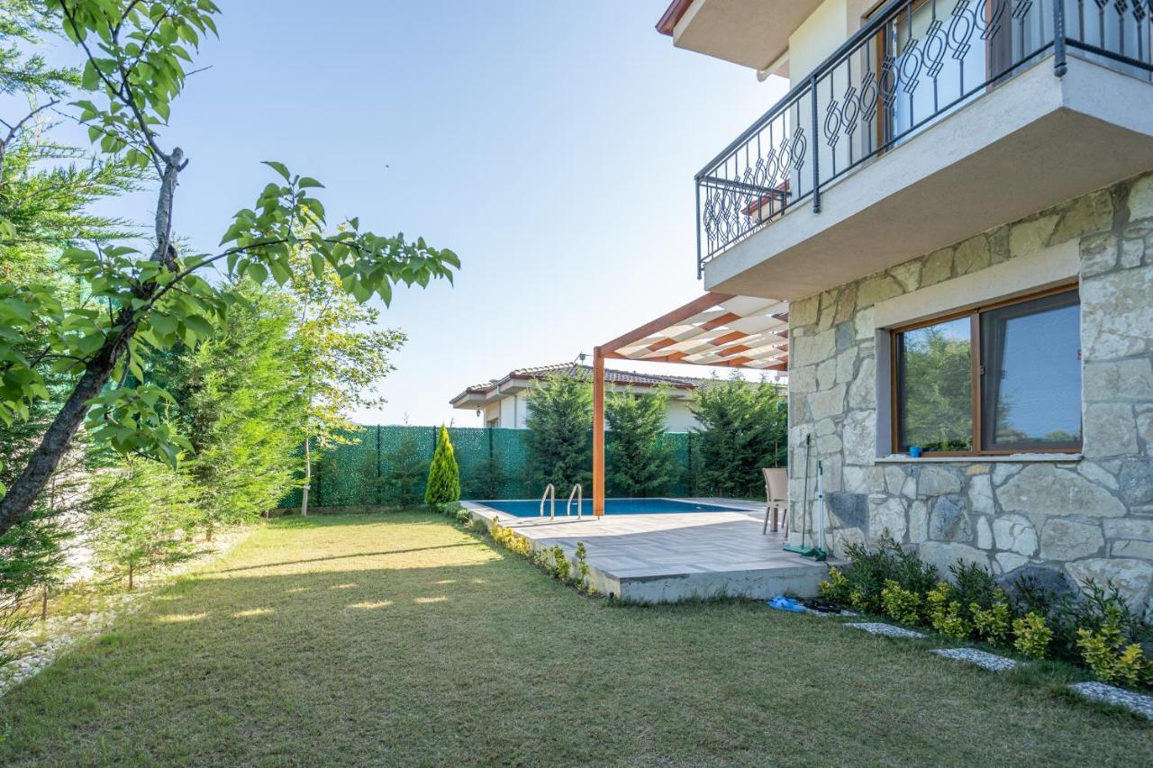 Villa Vintage Villas *