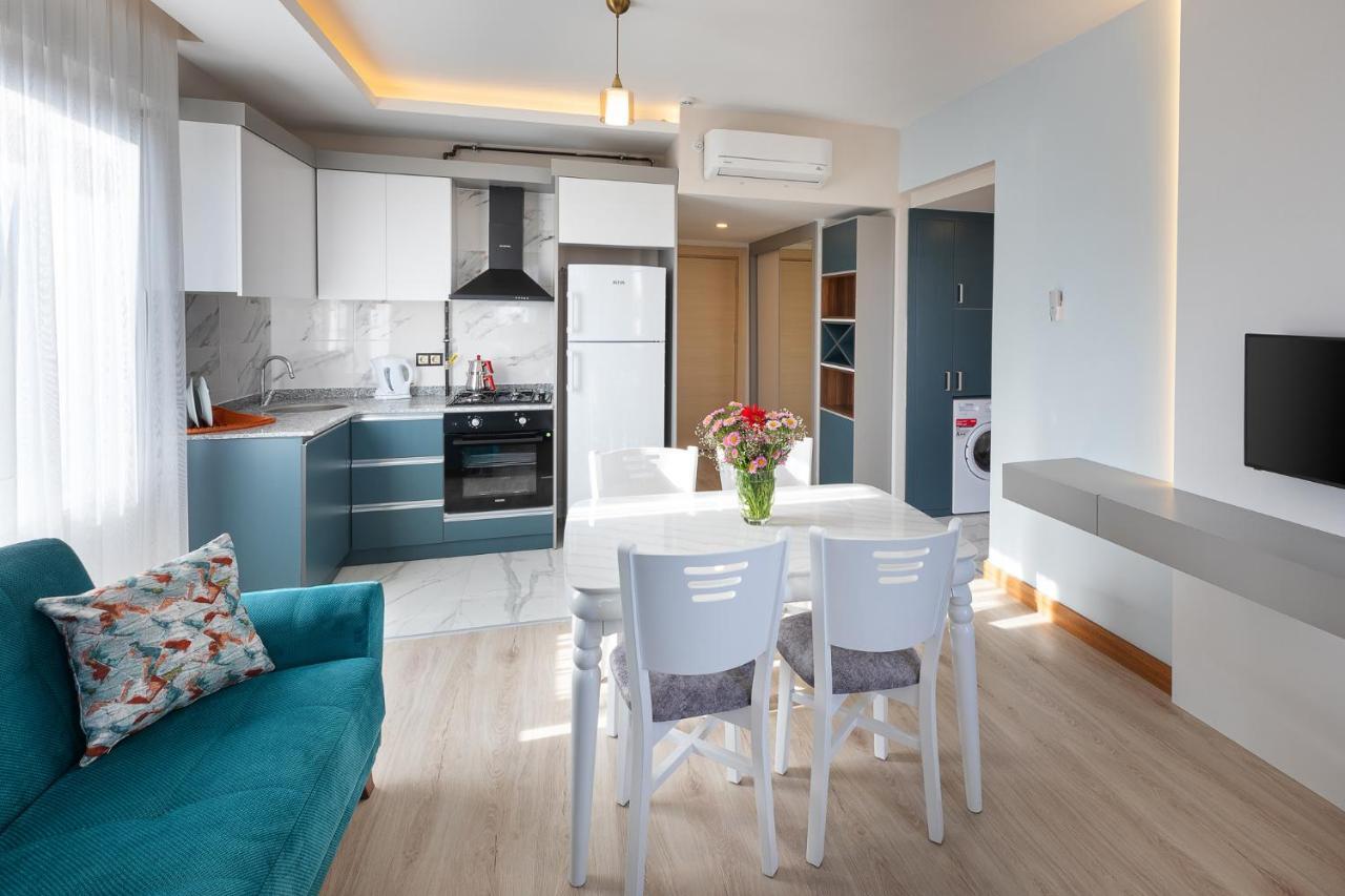 Theluna Hotel