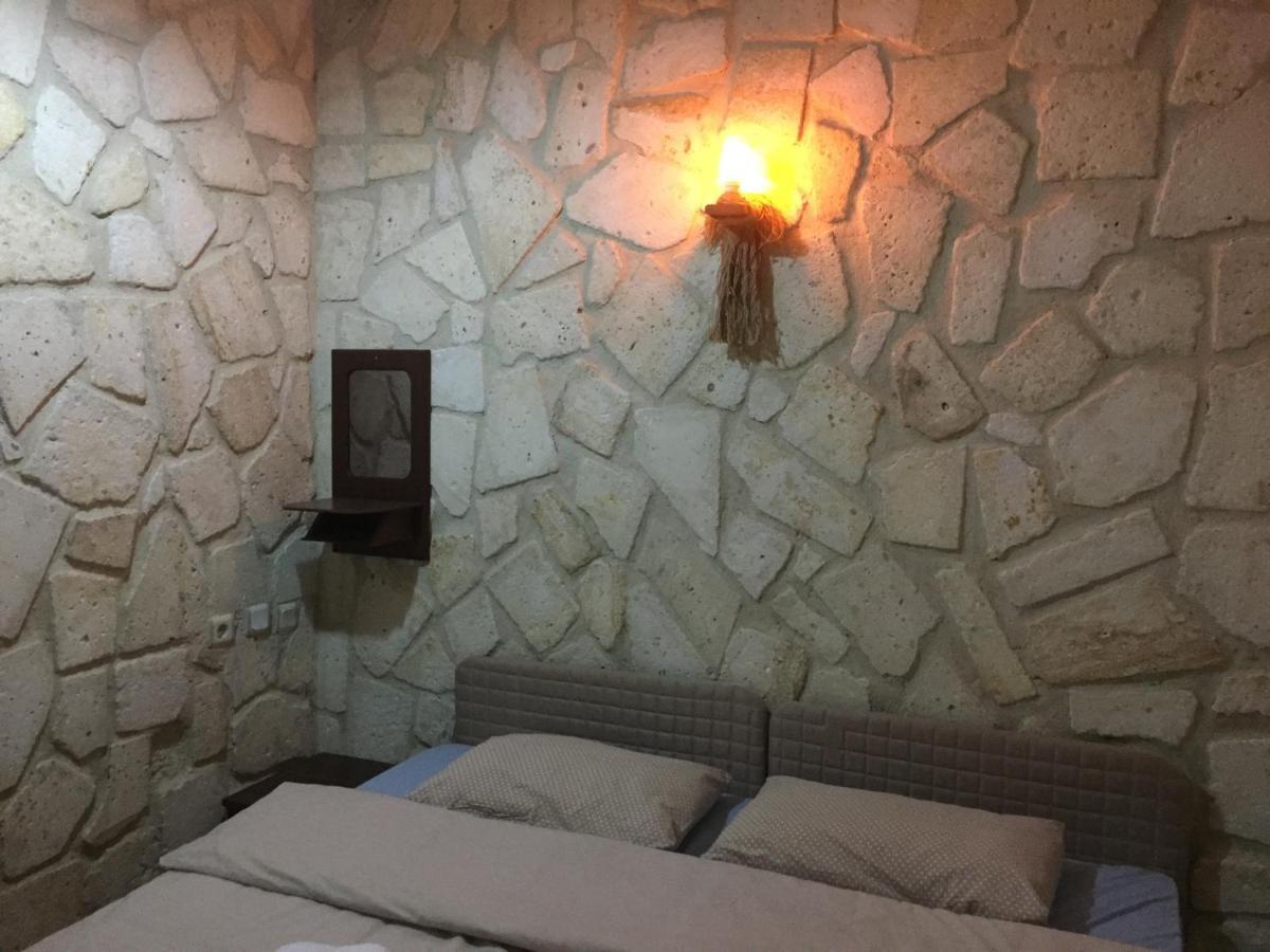 Crazy Horse Hostel