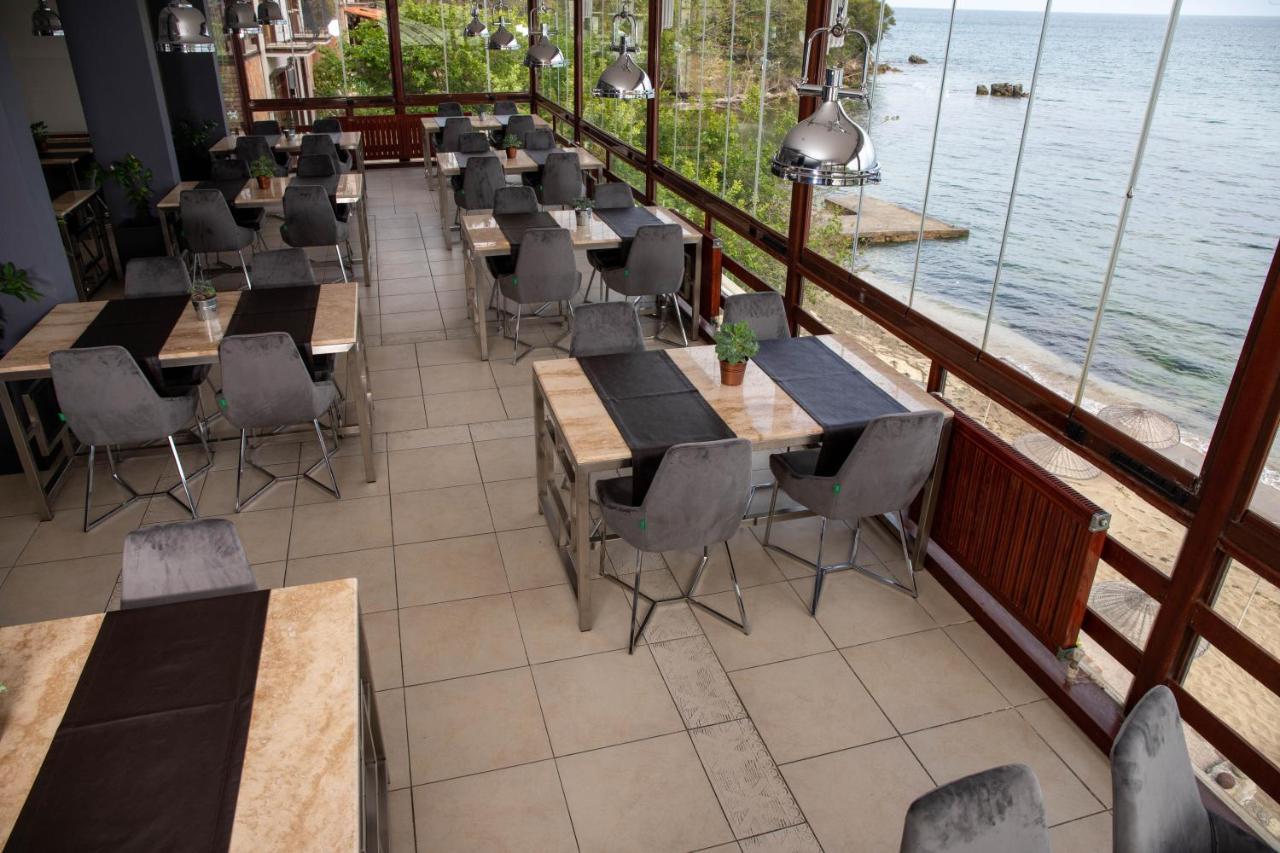 Antik Hotel 3*