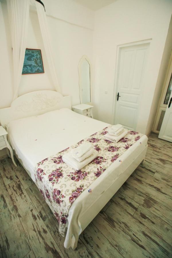 Aisem By Hire Alacati
