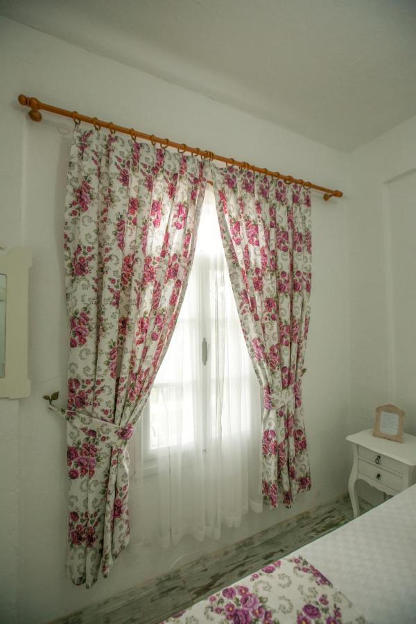 Aisem By Hire 2*