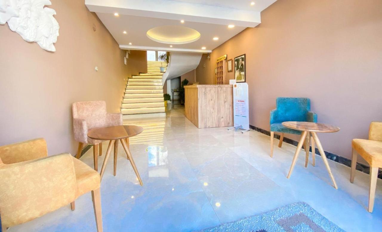 Hotel Nur & 3*