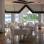 Roseira Beach Resort