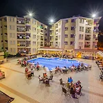 Kleopatra Royal Palm Hotel